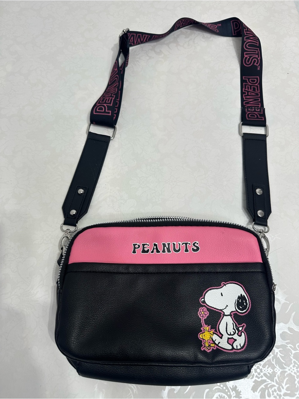 Peanuts Snoopy Crossbody Bag in Black and Pink